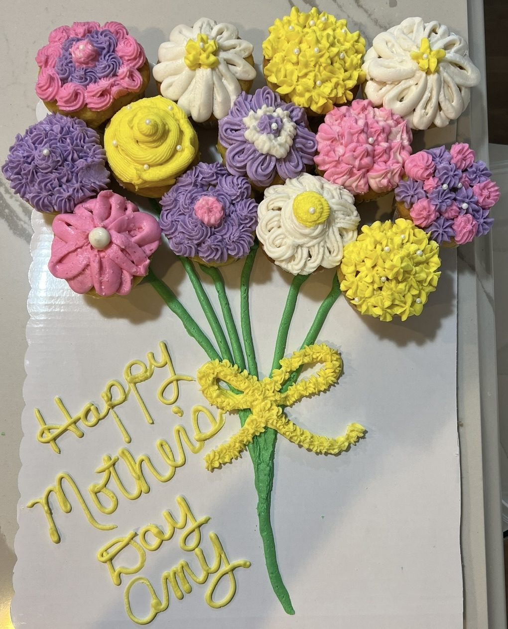 Mother's Day cupcake bouquet
